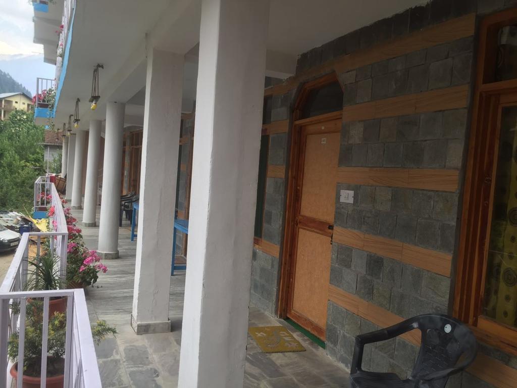 Om-Shanti Villa Manāli Exterior foto