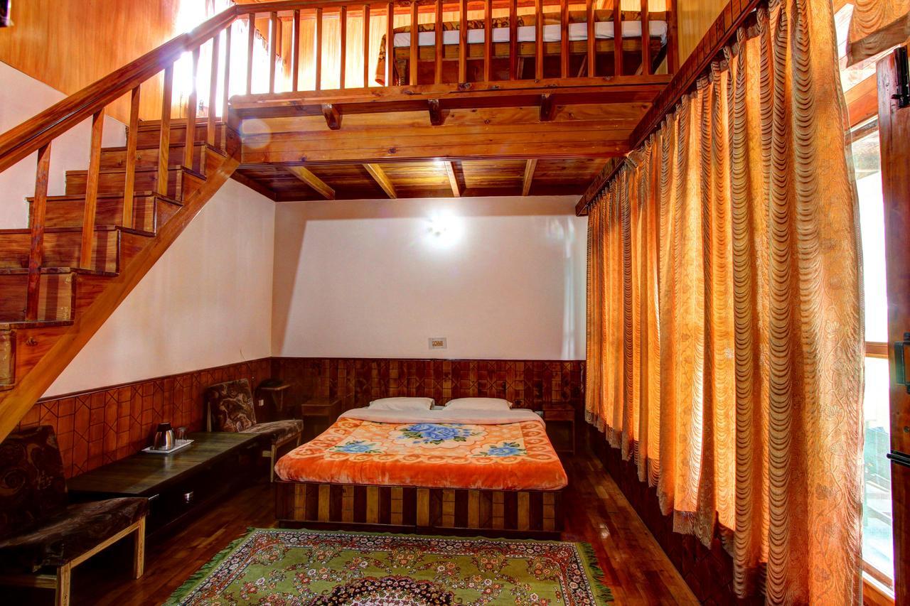 Om-Shanti Villa Manāli Exterior foto