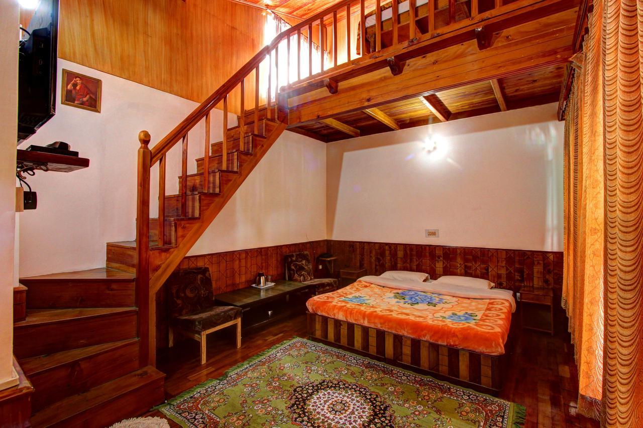 Om-Shanti Villa Manāli Exterior foto